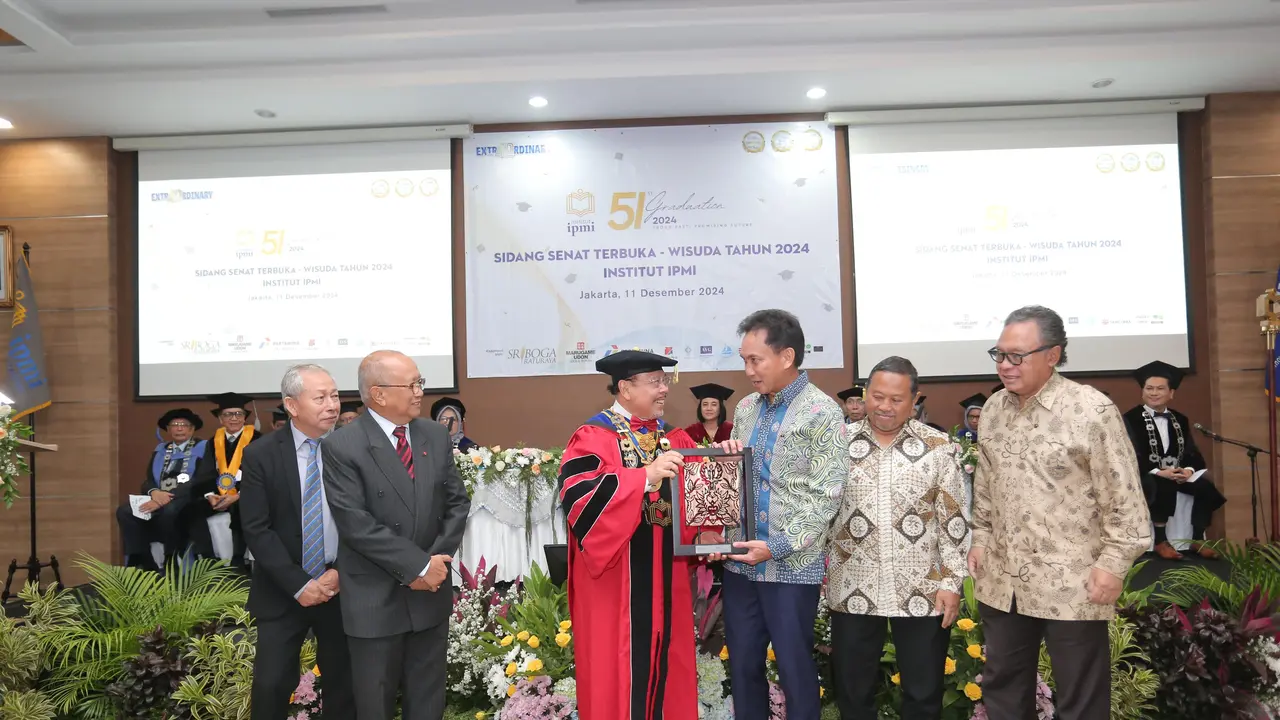 Direktur Utama PT Aneka Tambang (Antam) Tbk Nico Kanter