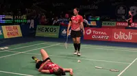 Pasangan Tiara Rosalia Nuraidah/Rizki Amelia Pradipta takluk dari wakil Belanda, Eefje Muskens/Selena Piek, pada babak perempat final Indonesia Open Super Series Premier 2016, Jumat (3/6/2016). (Bola.com / Vitalis Yogi Trisna)