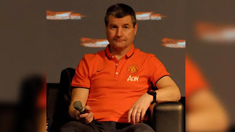 Denis Irwin 