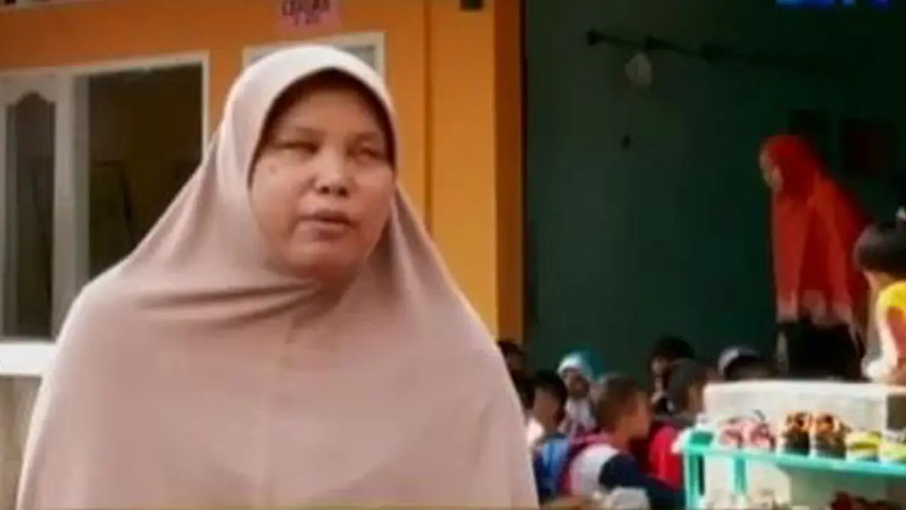 VIDEO: Buta Tak Halangi Perempuan Ini Dirikan Sekolah Samara