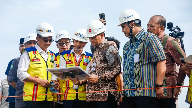 Tanggul Laut Difungsionalkan Januari 2026, Ahmad Luthfi Tinjau Progress Kolam Retensi Terboyo dan Sriwulan