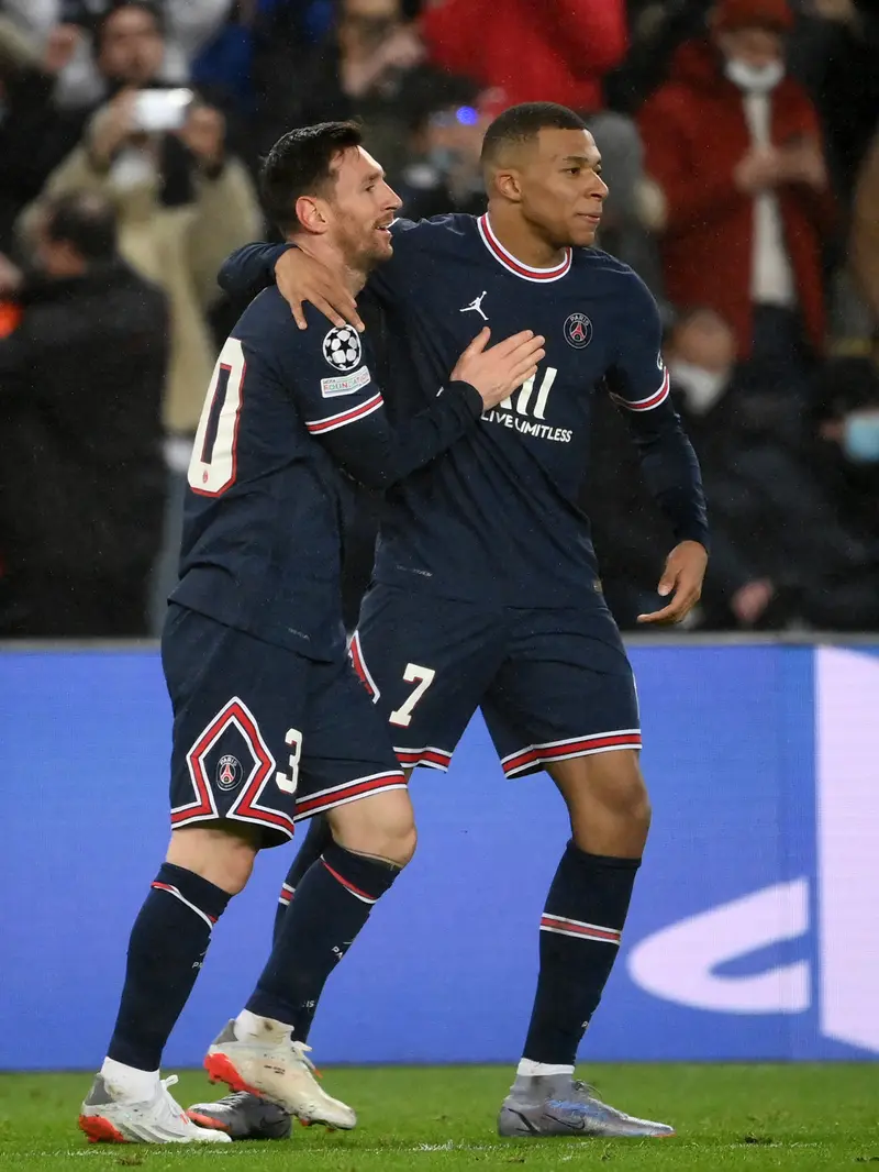 FOTO: Messi - Mbappe Bawa PSG Lumat Club Brugge