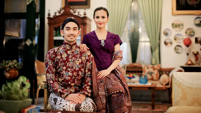 kebaya-kezo