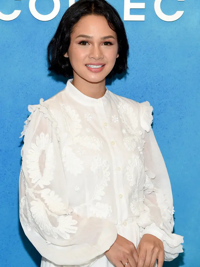 Menghadiri New York Fashion Week 2019, Intip Gaya Chic dari Andien