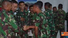 Citizen6, Kongo: Di akhir acara tersedia beraneka ragam kue khas tanah air, yang dibuat oleh personel satgas sendiri, sebagai hidangan selesai acara Natal tersebut. (Pengirim: Badarudin Bakri)