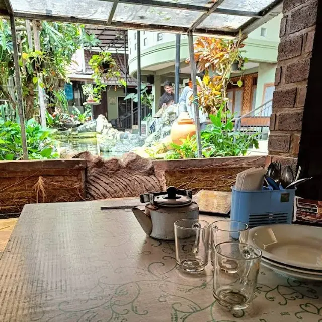 Rekomendasi Tempat Makan Lesehan di Bandung