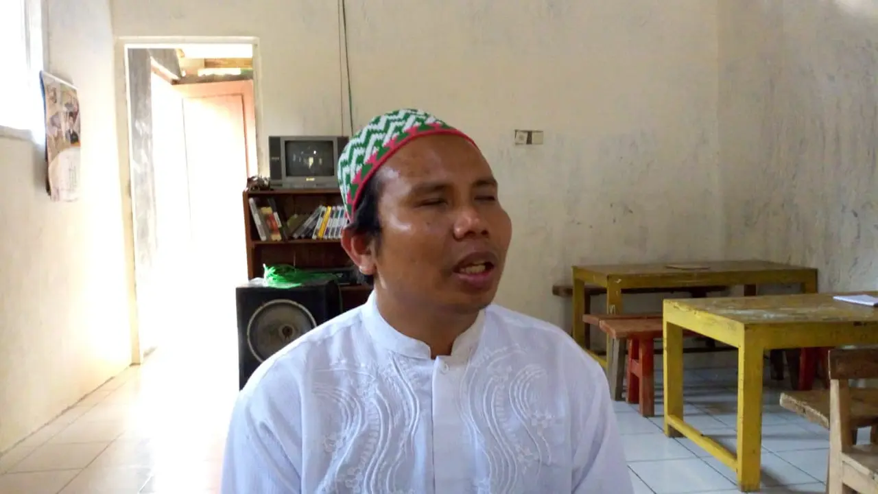 Soiran, Guru penyandang tunanetra di pelosok Ponorogo