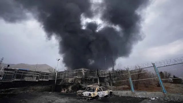 Teheran Membara, Serangan Udara Israel Hantam Depot dan Kilang Minyak Iran