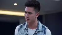 Sinopsis Sinetron SCTV Siapa Takut Jatuh Cinta Episode Senin 13 Agustus 2018: Laras Tahu Vino Kecewa