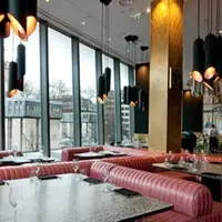 Dimiliki oleh artis terkenal, anamun restoran ini malah bikin kamu jijik.