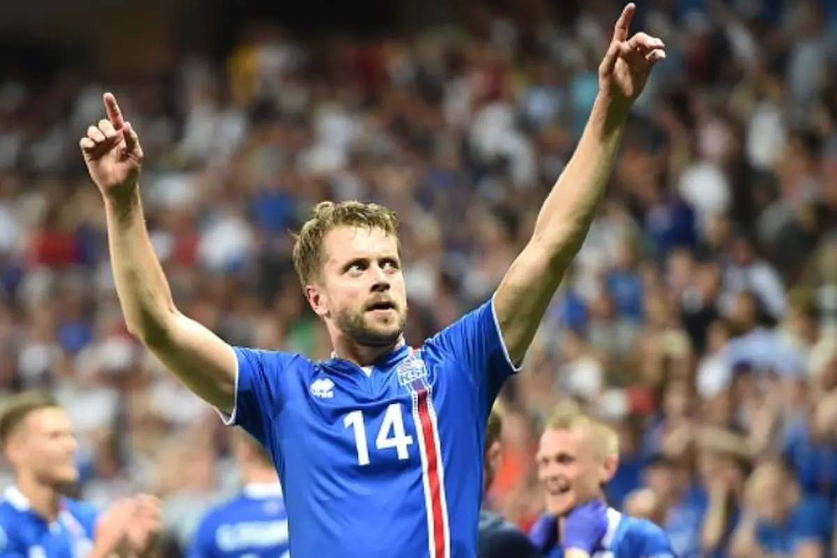 Kari Arnason