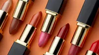 9 Jenis Lipstik Sesuai Acara, Pilihan Tepat Bikin Penampilan Makin Memukau