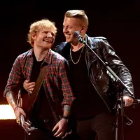 Macklemore dan Ed Sheeran. (Christopher Polk / GETTY IMAGES NORTH AMERICA / Getty Images via AFP)