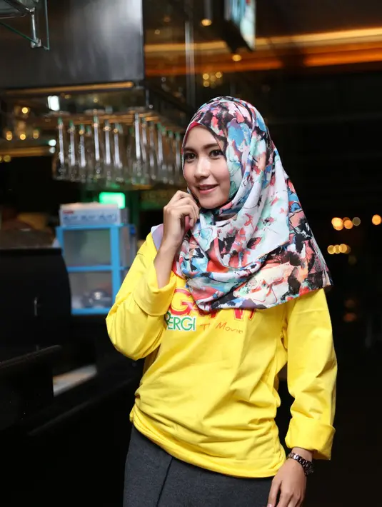 Film KMGP memang akan dipadati oleh pemain baru Meski begitu, Helvy Tiana Rosa menjamin kalau kemampuan akting mereka juga tidak kalah hebatnya dengan bintang lainnya yang sudah lama terjun di dunia hiburan. (Andy Masela/Bintang.com)