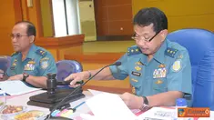 Citizen6, Surabaya: Sidang Panthukir Diktukpa XLII yang merupakan puncak seleksi tersebut, dipimpin langsung Asisten Personel (Aspers) Kasal Laksda TNI Sudirman. (Pengirim: Penkobangdikal). 