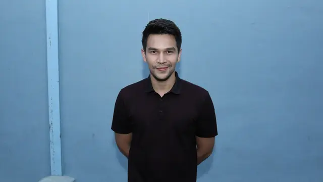 [Bintang] Jonathan Frizzy
