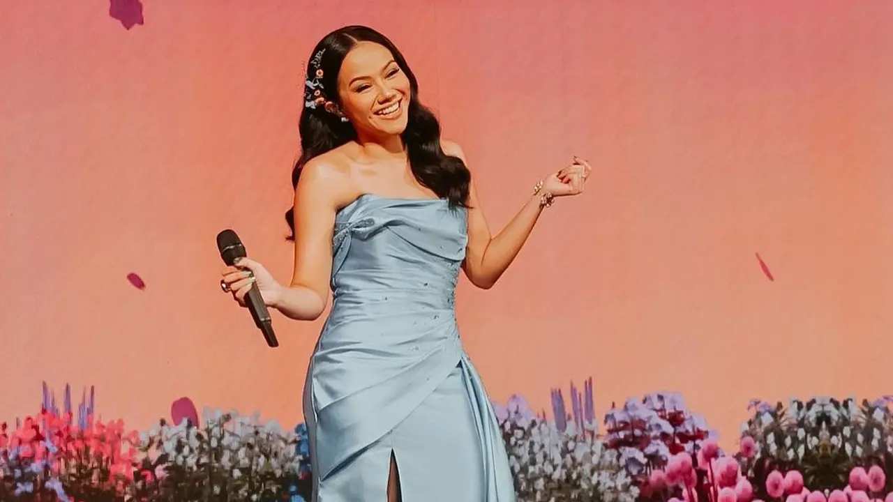Yura Yunita dan single baru Dunia Tipu-tipu.