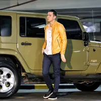 Pemeran Herjunot Ali, terakhir bermain dalam film Sunshine Becomes You pada tahun 2015 silam. Dulu bisa dikatakan, hanya mengambil satu judul film dalam setahun. Berbeda dengan tahun ini. (Adrian Putra/Bintang.com)