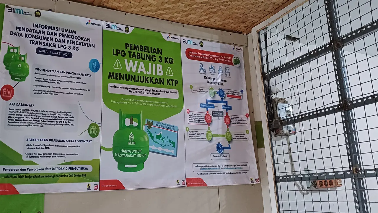 Kewajiban pembelian LPG 3 kg menggunakan KTP per 1 Januari 2024. Foto: Maulandy