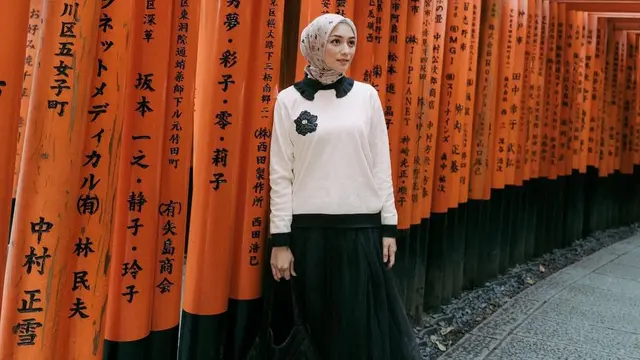 5 Cara Styling Rok ala Citra Kirana yang Bisa Dicoba (Instagram/@citraciki)