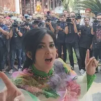 Syahrini  [Instagram/@princessyahrini)