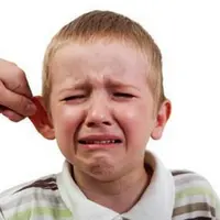 Mempunyai anak yang baik dalam bersikap, patuh, dan cerdas merupakan impian dari orangtua. (via ummi-online.com)