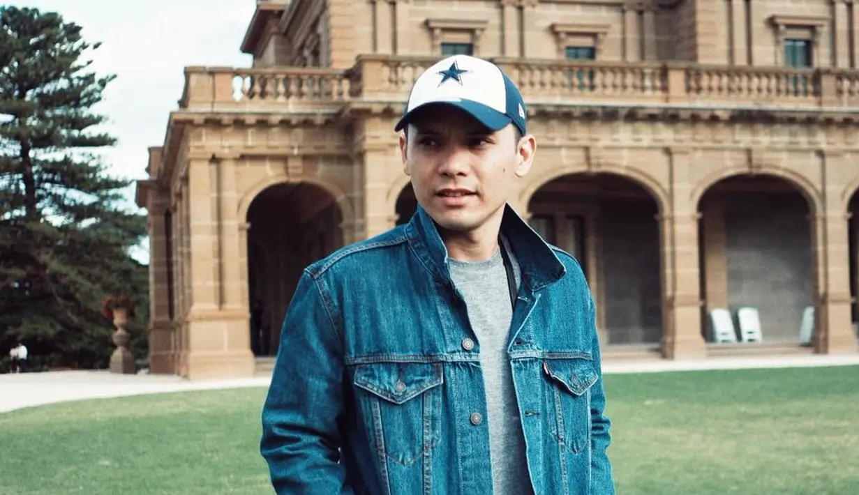 “Aku dan @nesyanabila selalu bangga bilang ke sienna dan juga ke orang lain karna sienna adalah anak dari andriani marshanda, dan semua hal baik dari sienna karna sosok kamu ca,” ungkap Ben Kasyafani. (Instagram/marshanda99)