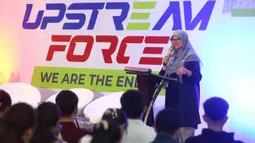 Bekerja sama dengan Emtek Digital, Pertamina Hulu Energi pada Rabu (12/11/2025) kembali menggelar acara bertajuk “Upstream Force: We Are The Energy”. Tampak dalam foto, Pjs Corporate Secretary PT Pertamina Hulu Energi, Fitri Erika memberi sambutan jelang gelaran “Upstream Force: We Are The Energy” di Gedung PPDT Galeri R FSRD, Universitas Trisakti, Jakarta, Rabu (12/11/2025). (Liputan6.com/Helmi Fithriansyah)