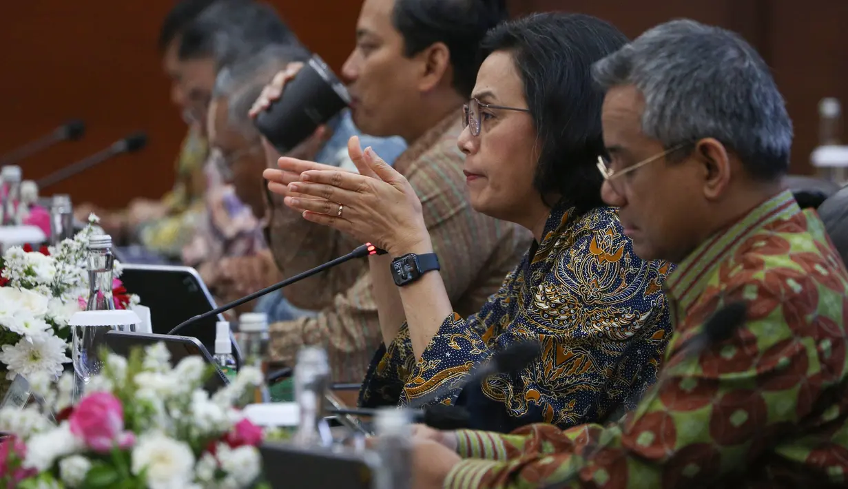 Sementara untuk belanja negara tercatat sebesar Rp806,2 triliun atau 22,3% dari total anggaran yang dipatok sebesar Rp3.621,3 triliun. (merdeka.com/Arie Basuki)
