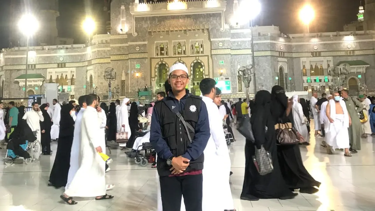 Umrah backpacker. (Foto: Liputan6.com/Dok. pribadi/Alief Enstein)