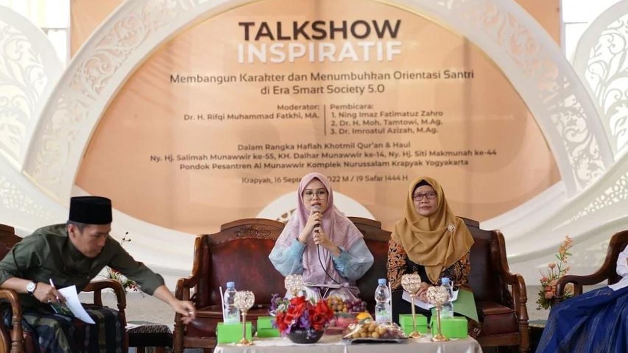 Ning Imaz Fatimatuz Zahra dalam Talkshow Inspiratif di Pondok Pesantren Al-Munawwir Komplek Nurussalam Krapyak, Yogyakarta. (Foto: NU Online)