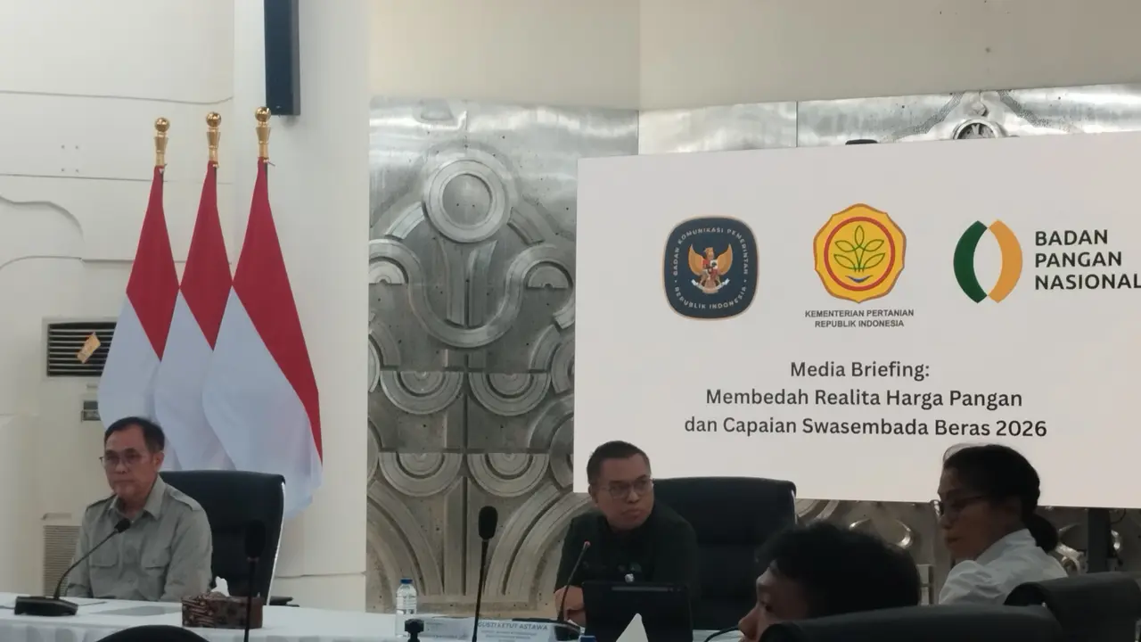 Kementan dan Bulog Jajaki Plastik untuk Beras dari Negara Tetangga