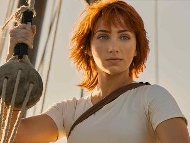 One Piece live action baru saja tayang di Netflix pada 30 Agustus 2023 lalu. Sosok Nami yang diperankan Emily Rudd curi perhatian. Emily dinilai sukses besar perankan sosok Navi si kucing pencuri. (Liputan6.com/IG/netflix)