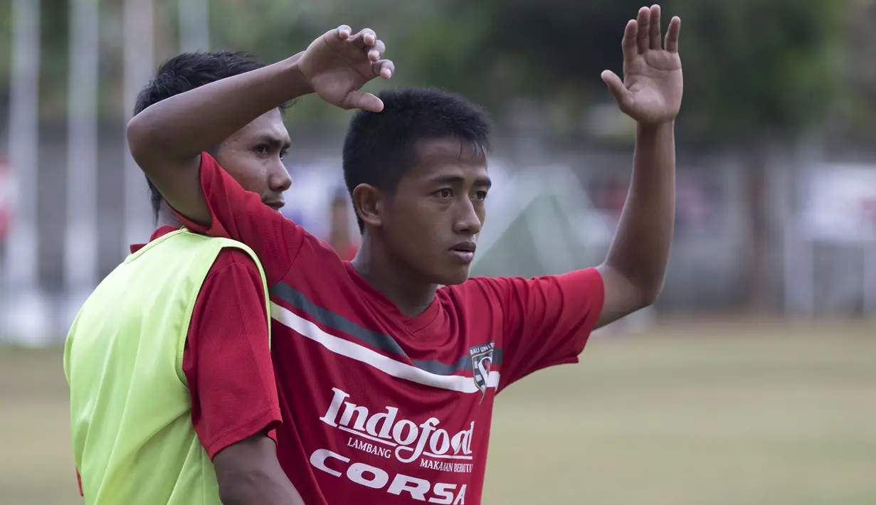 Saat usianya baru 23 tahun, Bayu Gatra sudah dipercaya untuk memperkuat timnas senior Indonesia. (Bola.com/Vitalis Yogi Trisna)