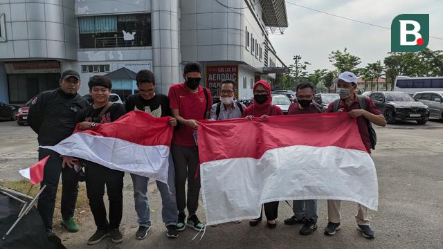 Suporter Timnas Indonesia U-23 di SEA Games 2021