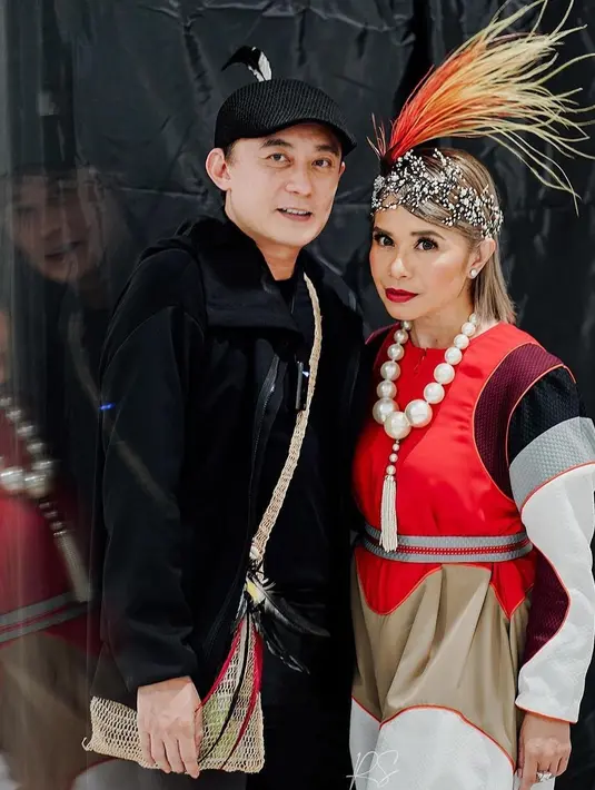 Salah seorang yang terlibat dalam pembukaan PON XX Papua di Stadion Lukas Enembe pada Sabtu, 2 Oktober 2020 adalah desainer fashion dan aksesori Rinaldy Yunardi. (Instagram @rinaldyyunardi)