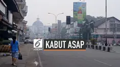 Senin (23/9) dini hari hujan sempat mengguyur Pontianak, Kalimantan Barat. Namun hujan tidak langsung menghilangkan kabut asap di kota tersebut.