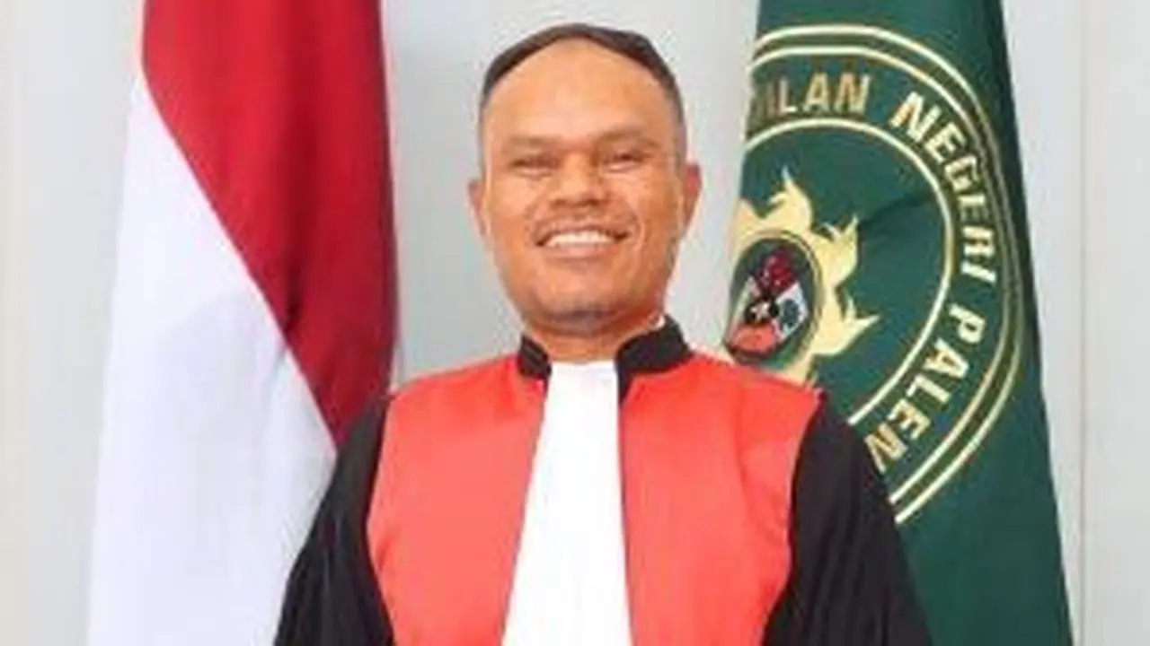 Vonis Hukuman Ringan ke Otak Pembunuhan Sadis, Ini Profil Hakim Eduward di PN Palembang