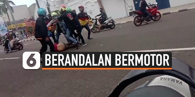 VIDEO: Aniaya Pedagang Gorengan, Anggota Geng Motor Dibekuk Polisi