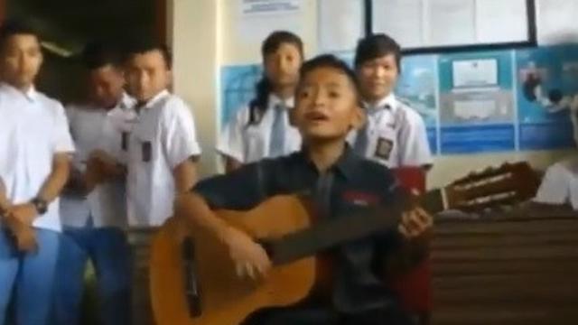 bocah punya suara merdu dipuji warganet