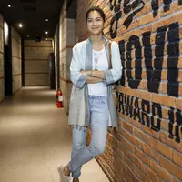 "Karena takut ada yang tersinggung atau apa. Jadi ini suku di Kalimantan yang dimodifikasi sedikit," ujar Prisia. (Nurwahyunan/Bintang.com)