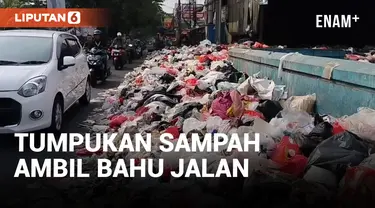 TUMPUKAN SAMPAH DI DEPAN PASAR RUBUH CIPONDOH TANGERANG MULAI DIBERSIHKAN