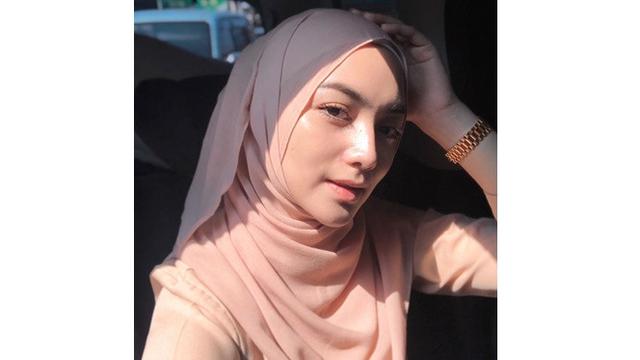 Mantap Berhijab, Ini 7 Potret Penampilan Terbaru Citra Kirana