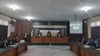 Sidang korupsi Sekda Kuansing di Pengadilan Tipikor Pekanbaru. (Liputan6.com/M Syukur)