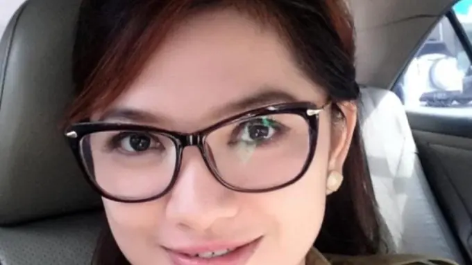 Junita Jane Wauran, Camat Kece yang Bikin Cowok Klepek-klepek