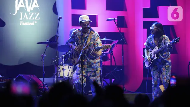 FOTO: Penampilan Endah N Rhesa di Java Jazz Festival 2022