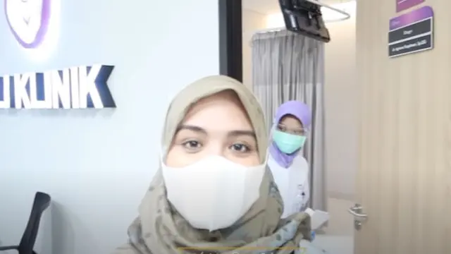 6 Momen Vebby Palwinta dan Suami Ungkap Jenis Kelamin Buah Hatinya