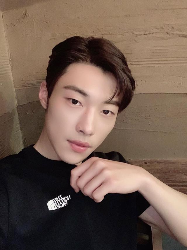 Woo Do Hwan Umumkan Tanggal Wamil Lewat Surat Tulisan Tangan Showbiz Liputan6 Com