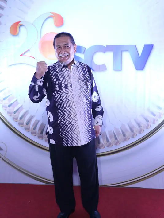 "Diproses saja secara hukum, enggak usah macam-macam. Sama juga dengan Pak Ahok. Diproses aja enggak perlu bertele-tele. Ahmad Dhani cepat, Pak Ahok juga harus cepat," kata Deddy Mizwar, baru-baru ini. (Nurwahyunan/Bintang.com)