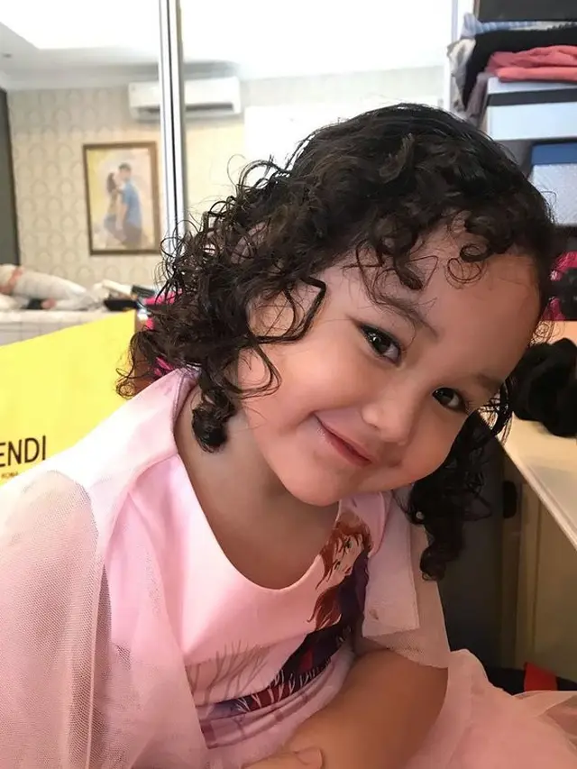 6 Potret Princess Kayla Anak Bungsu Pasha Ungu dan Adelia